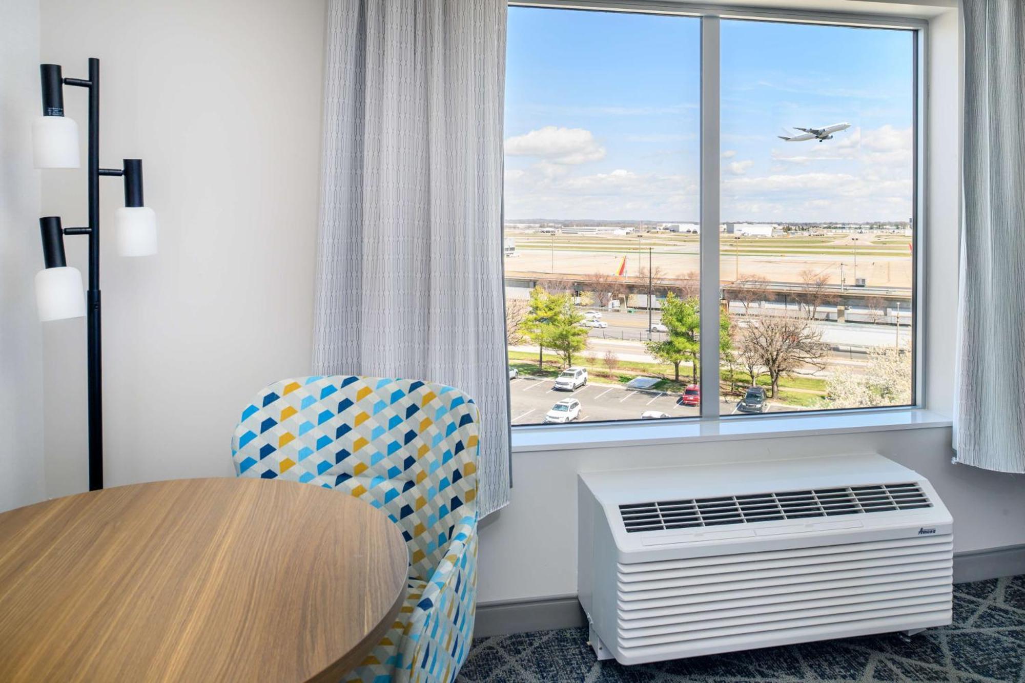 Hampton Inn By Hilton St Louis Airport Woodson Terrace Eksteriør billede