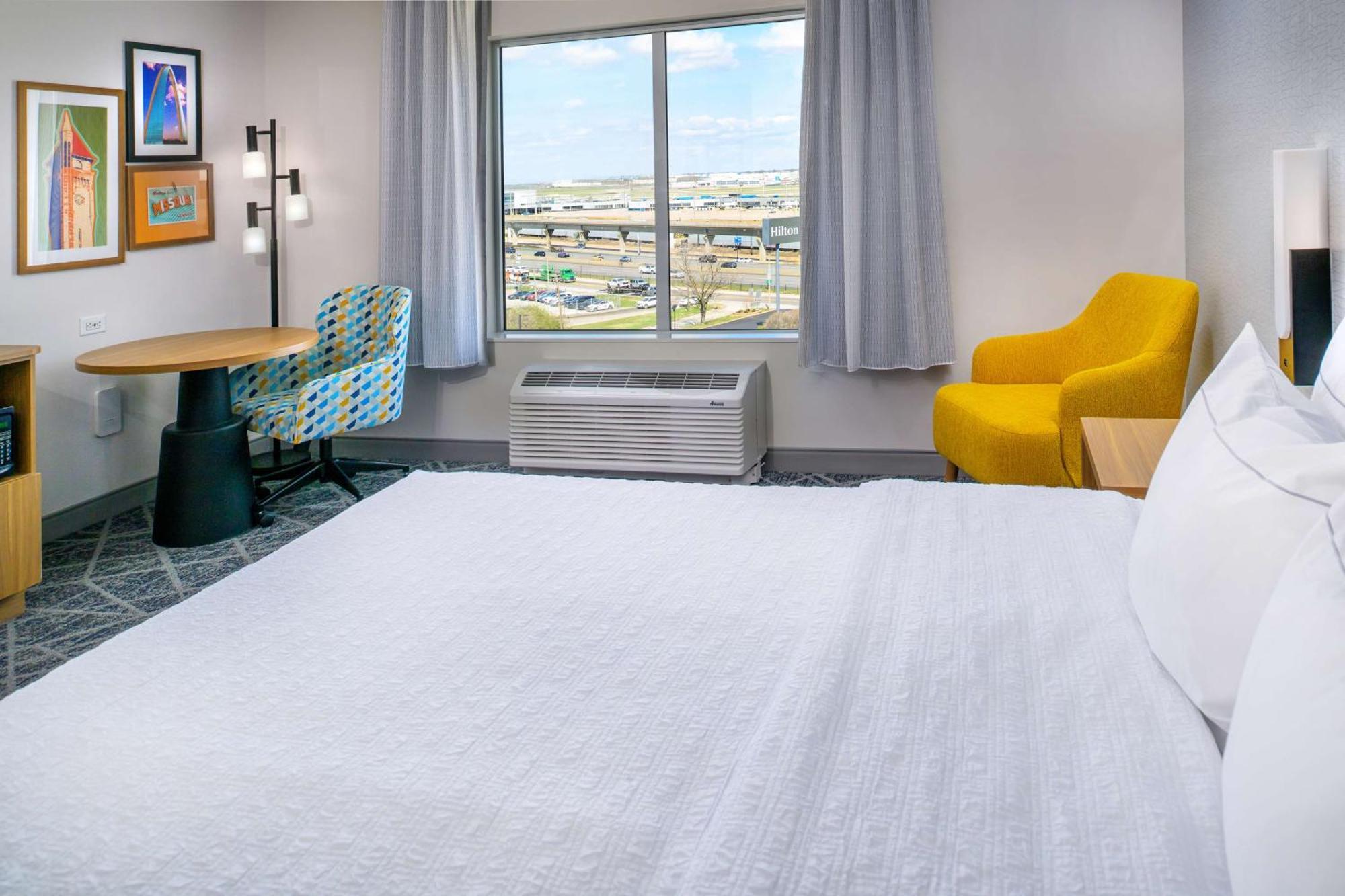 Hampton Inn By Hilton St Louis Airport Woodson Terrace Eksteriør billede
