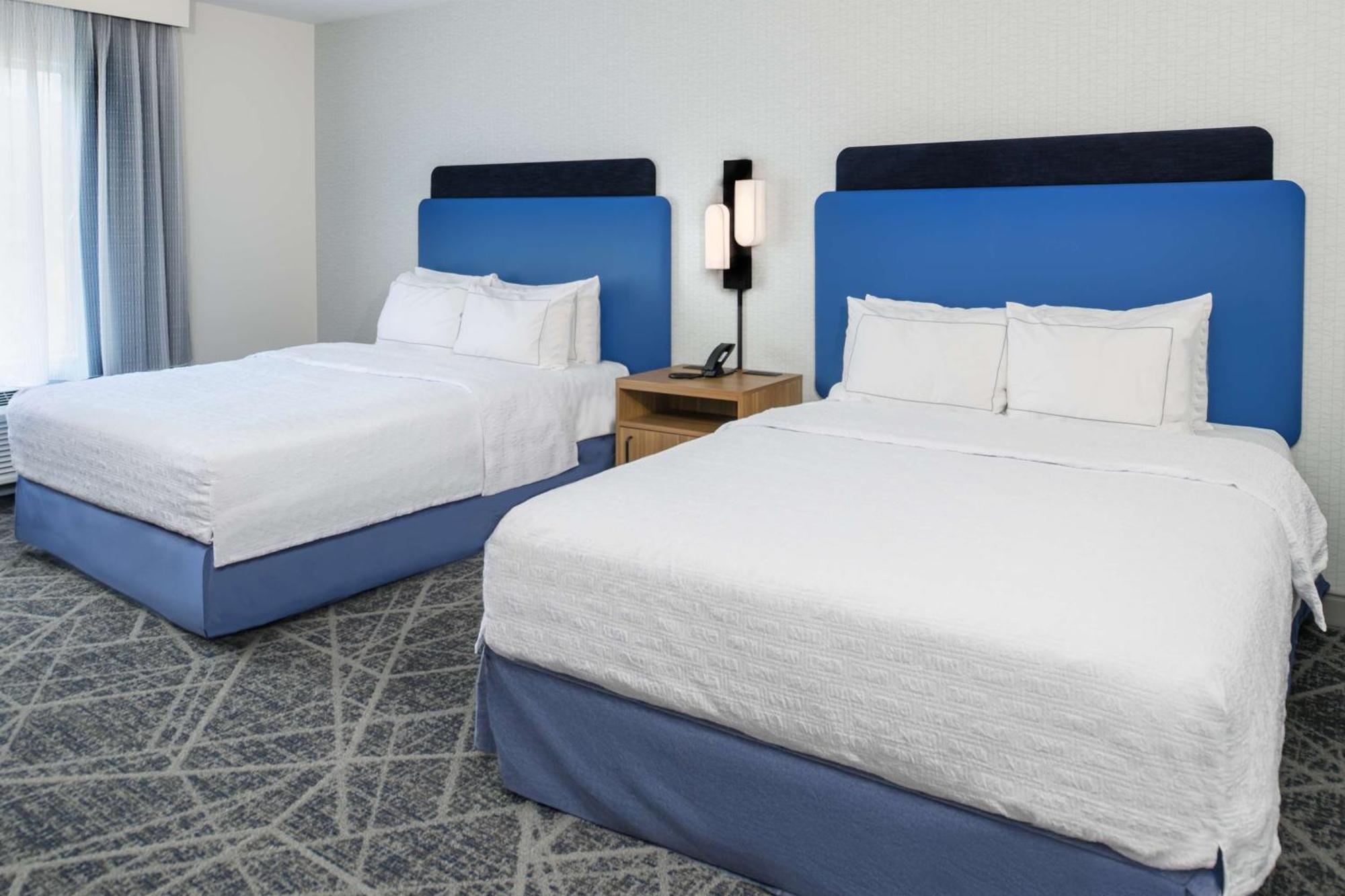 Hampton Inn By Hilton St Louis Airport Woodson Terrace Eksteriør billede